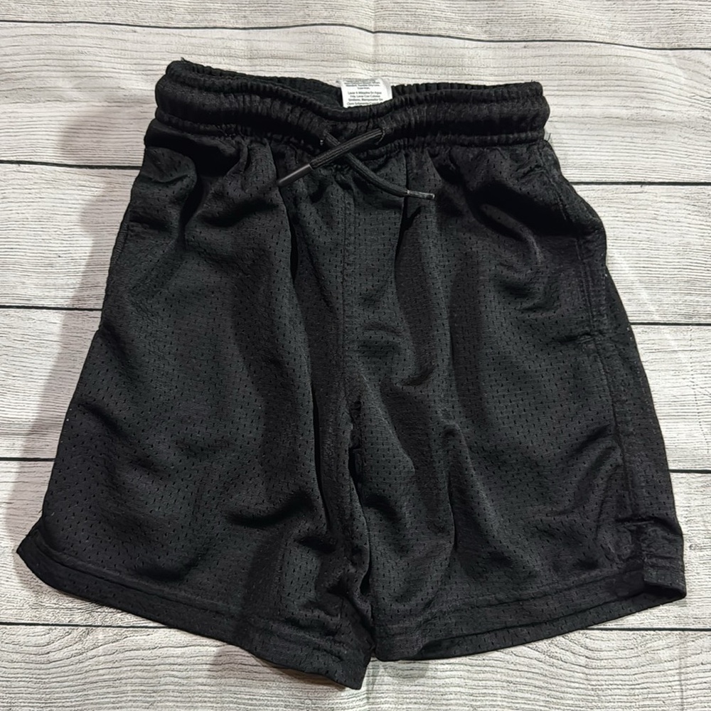 Athletic Works Black Shorts size Small